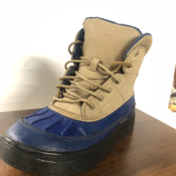 Nike ACG boots - Picture 2 of 3